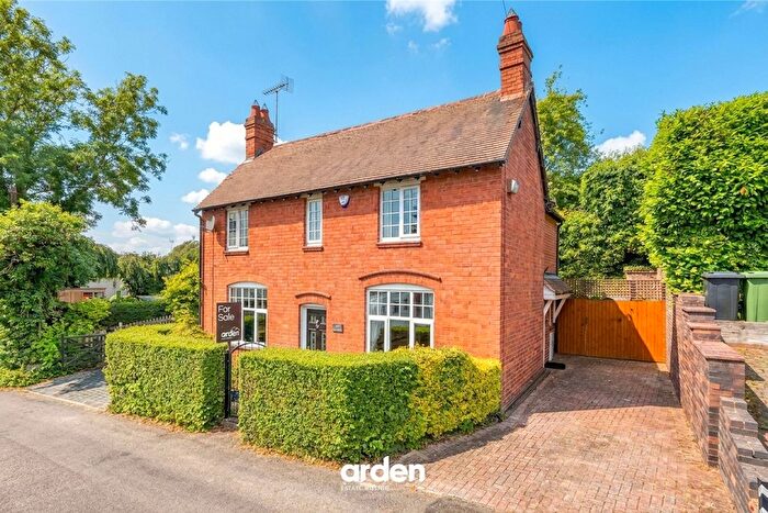 3 Bedroom Detached House For Sale In Lickey Rock, Marlbrook, B60