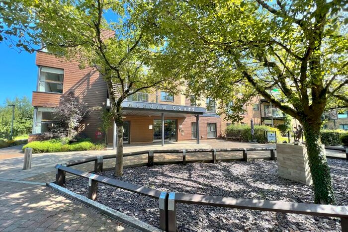 2 Bedroom Retirement Property For Sale In Hamilton Road, Sarisbury Green, Southampton, SO31