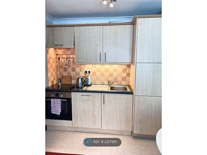 1 Bedroom Flat To Rent In Emanuel House, London, SW1P