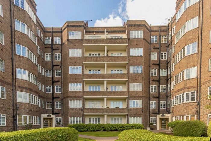 2 Bedroom Flat To Rent In Chiswick Village, London, W4
