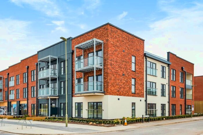 2 Bedroom Flat To Rent In Graven Hill Road, Ambrosden, OX25