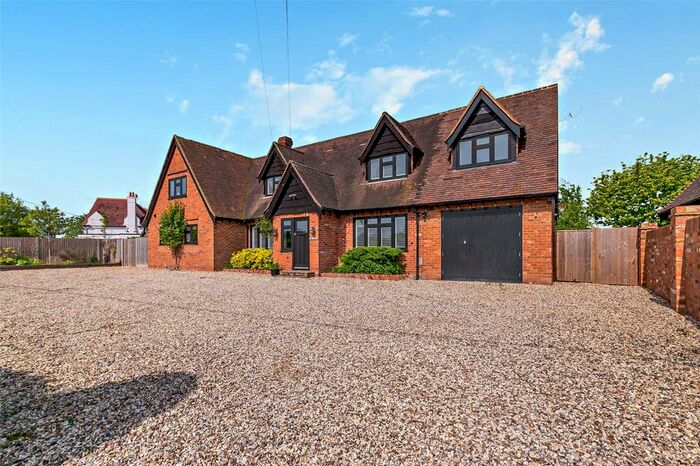 5 Bedroom Detached House For Sale In Money Row Green, Holyport, Maidenhead, Berkshire, SL6