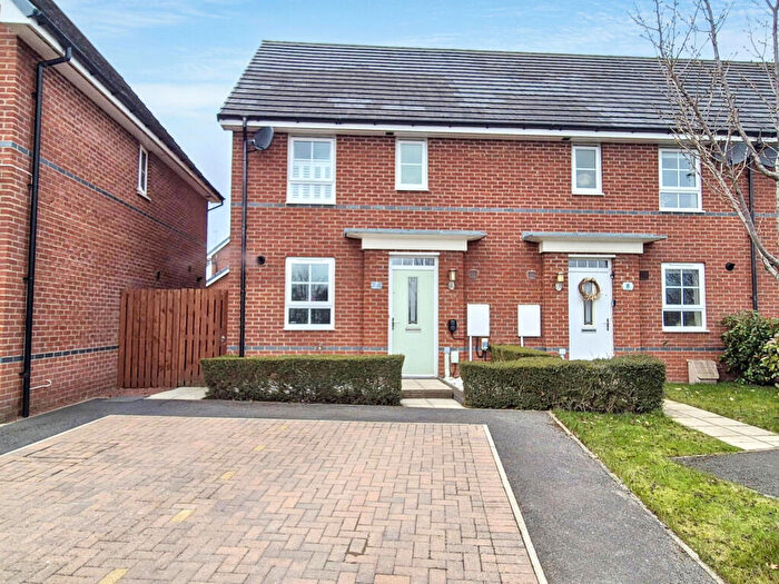 3 Bedroom End Of Terrace House For Sale In Penrose Place, Hebburn, Tyne And Wear, NE31