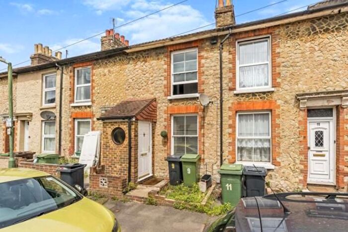 2 Bedroom Property To Rent In Cross Street, Maidstone, ME14