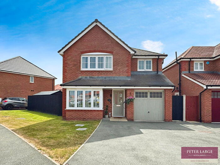 3 Bedroom Detached House For Sale In Ffordd Aberkinsey, Rhyl, LL18