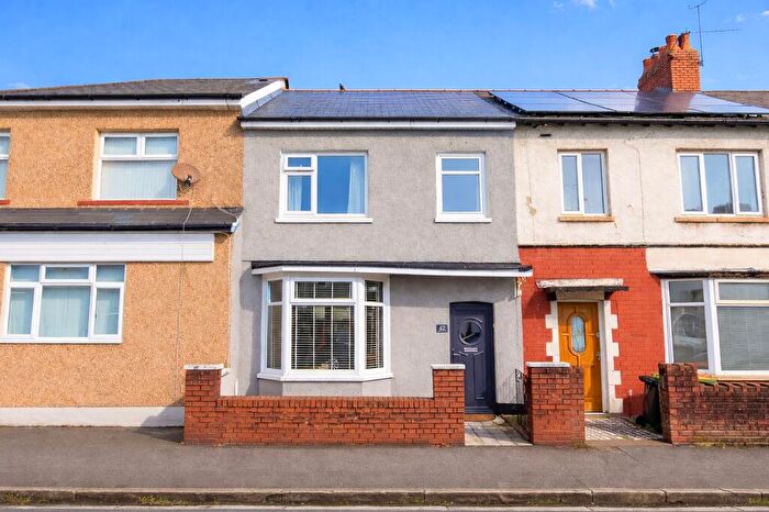 3 Bedroom Terraced House For Sale In Balmoral Road, Newport, NP19