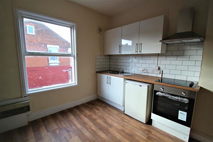 1 Bedroom Flat To Rent In Murray Road, Rugby, CV21