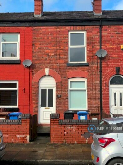 2 Bedroom Terraced House To Rent In Charlotte Street, Stockport, SK1