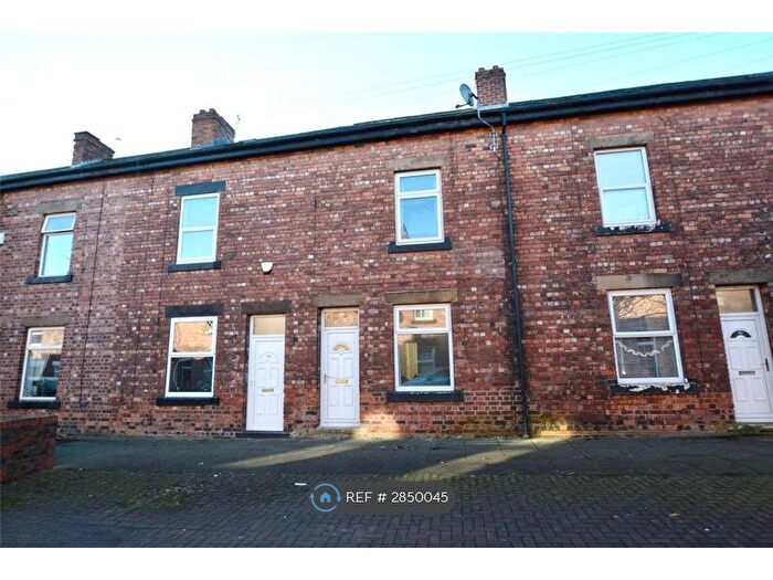 2 Bedroom Terraced House To Rent In Oakley Street, Thorpe, Wakefield, WF3