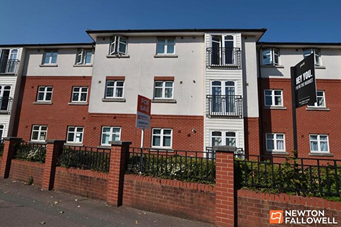 2 Bedroom Apartment For Sale In Racecourse Mews, Loughborough, LE11