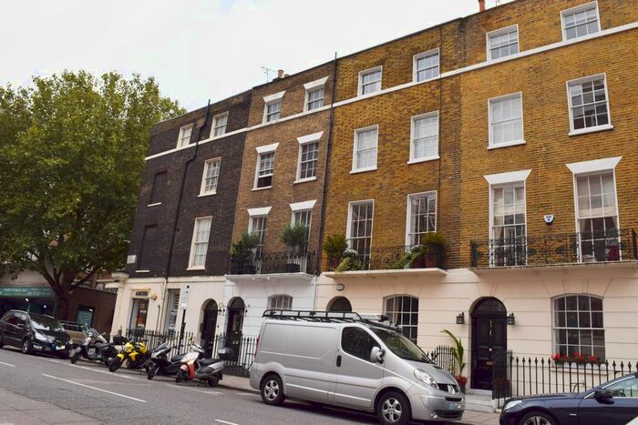 2 Bedroom Flat To Rent In Kendal Street, London W2