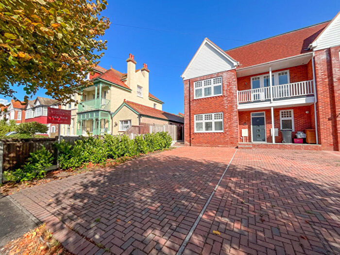 4 Bedroom End Of Terrace House For Sale In Nelson Road, Clacton-on-sea, CO15