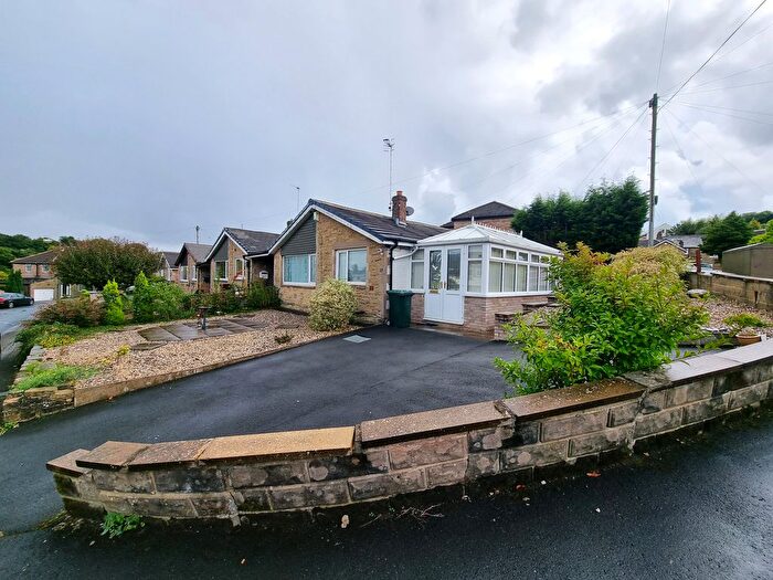 2 Bedroom Bungalow To Rent In Shay Drive, Bradford, BD9