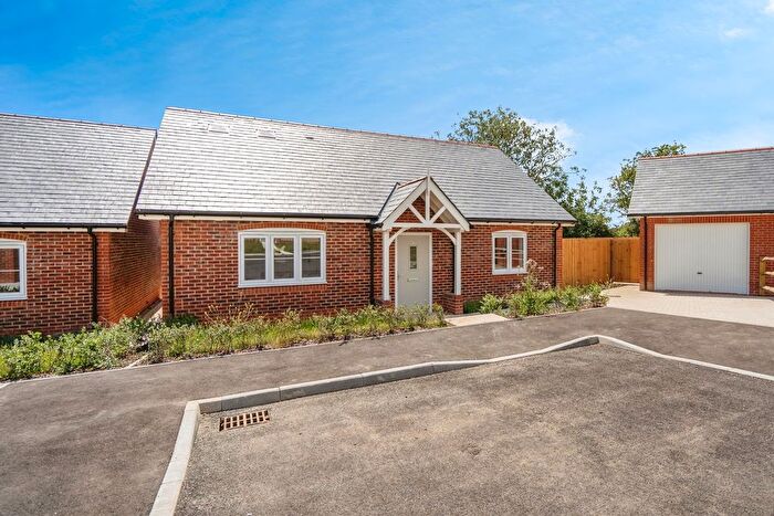 3 Bedroom Bungalow For Sale In Randall Way, Emsworth, West Sussex, PO10