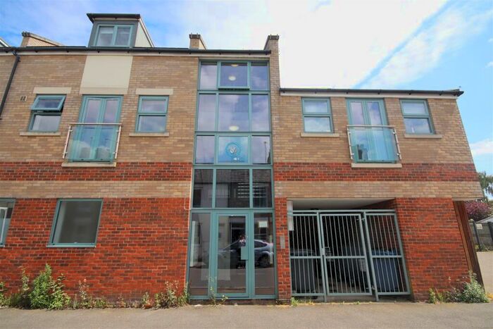 1 Bedroom Flat To Rent In Dove House, Stockwell Street, Cambridge, CB1