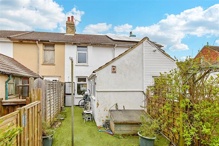 2 Bedroom Terraced House For Sale In Lower Denmark Road, Ashford, Kent, TN23