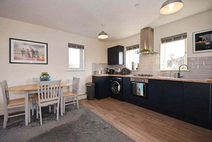 2 Bedroom Flat For Sale In Sussex Road, Sheffield, South Yorkshire, S35