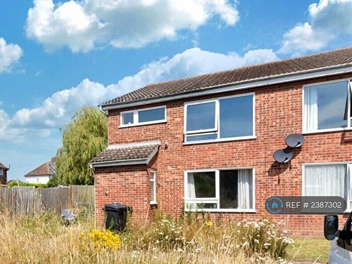 2 Bedroom Maisonette To Rent In Bell Close, Colchester, CO2