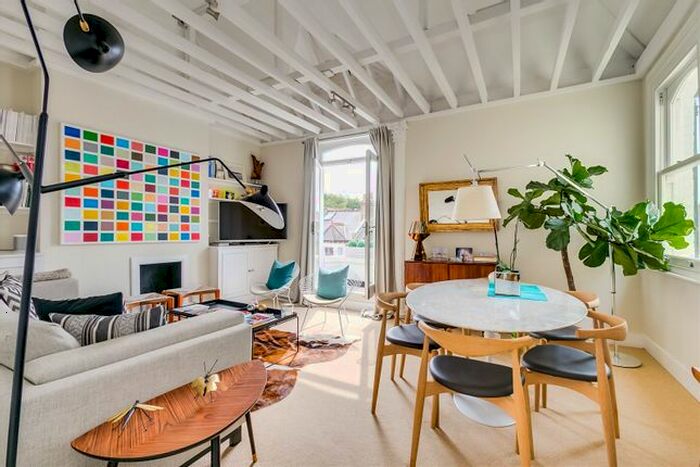 2 Bedroom Flat To Rent In Whittingstall Road, Parsons Green, SW6