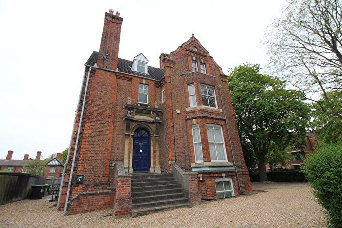 2 Bedroom Flat To Rent In Park Road, Peterborough, PE1