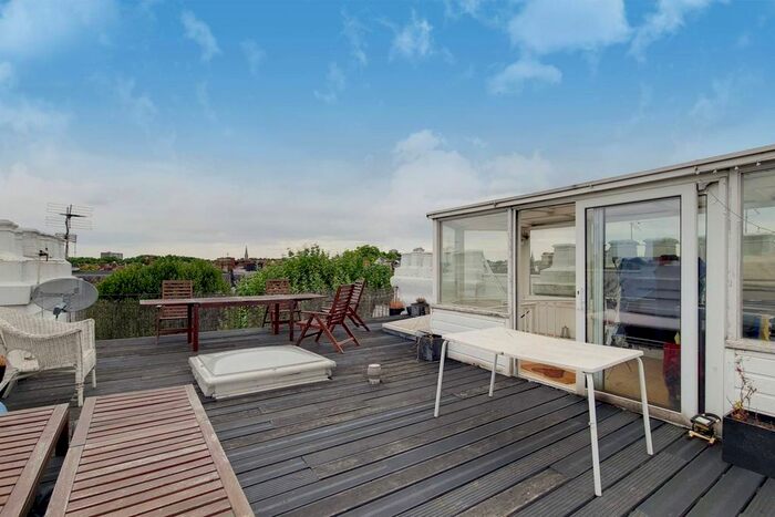 4 Bedroom Flat To Rent In Sutherland Avenue, Maida Vale, London, W9