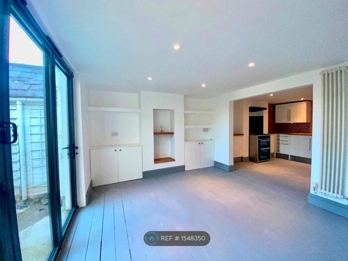 3 Bedroom Terraced House To Rent In Coleman Street, Brighton, BN2