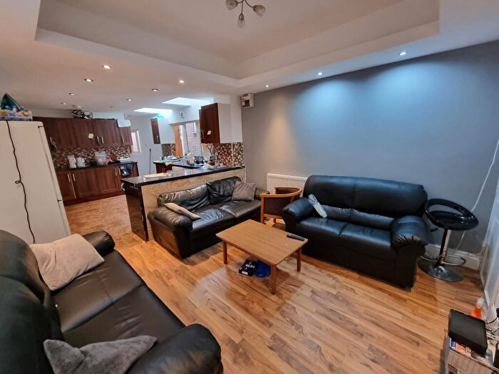 8 Bedroom Terraced House To Rent In Alton Road, Birmingham, B29