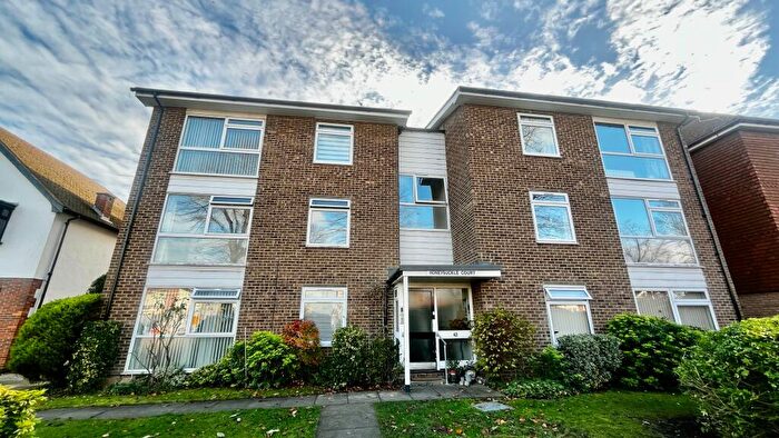 1 Bedroom Flat To Rent In Grove Road, Sutton, SM1