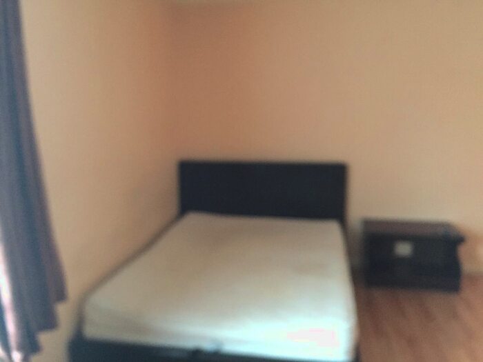 1 Bedroom Flat To Rent In Cromwell Road, Hounslow, TW3