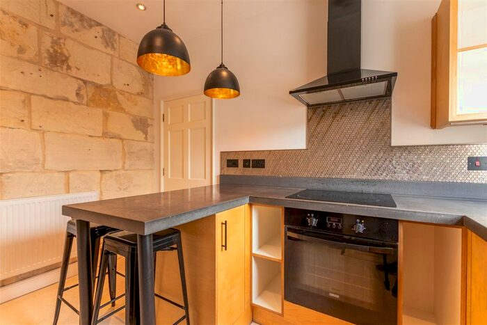 2 Bedroom Maisonette To Rent In Sussex Place, Bath, BA2