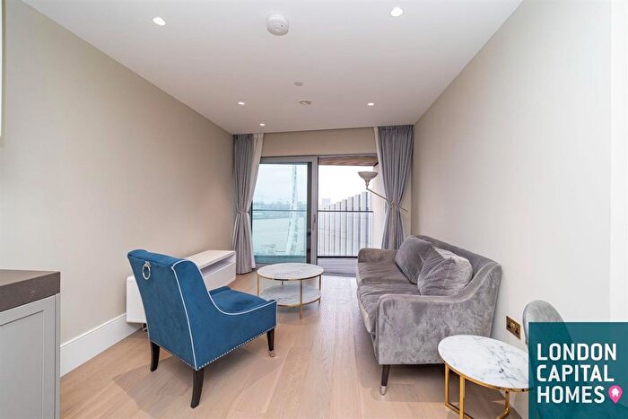 2 Bedroom Flat To Rent In Cutter Lane, London, SE10