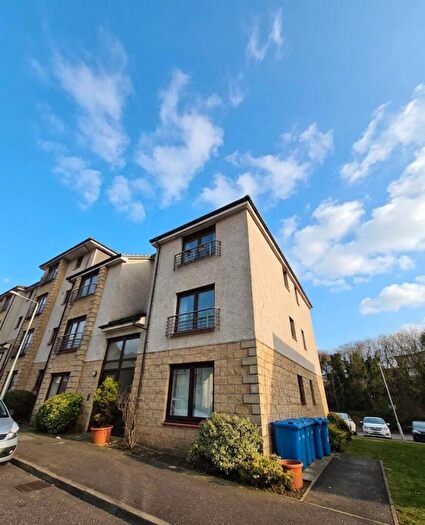 2 Bedroom Flat To Rent In Mill Street, Kirkcaldy, Fife, KY1
