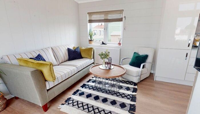 2 Bedroom Lodge For Sale In Abergele, LL22