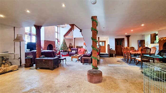 5 Bedroom Detached House For Sale In Newchapel, Lingfield, RH7