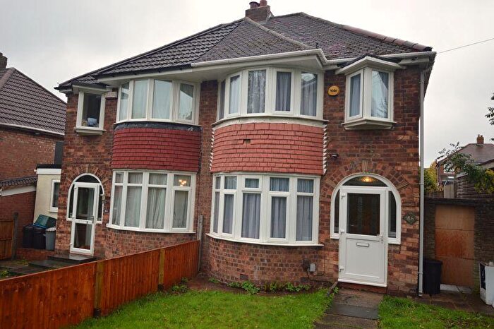 3 Bedroom Semi-Detached House To Rent In Broad Meadow Lane, Kings Norton, B30