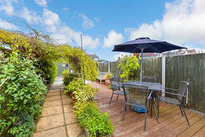 3 Bedroom Terraced House For Sale In Victoria Avenue, St. Peters, Broadstairs, Kent, CT10