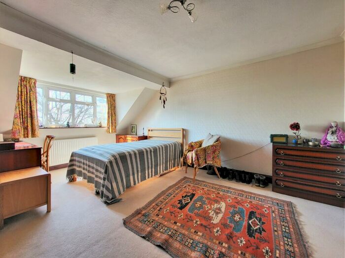 5 Bedroom Detached House For Sale In Foxley Lane, High Salvington, Worthing, BN13