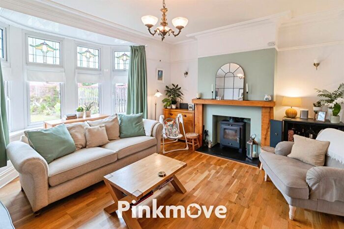 3 Bedroom Semi-Detached House For Sale In Chepstow Road, Newport, NP19