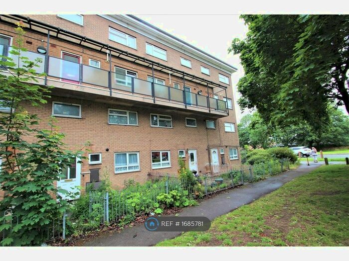 3 Bedroom Flat To Rent In Fallow Hill, Leamington Spa, CV31