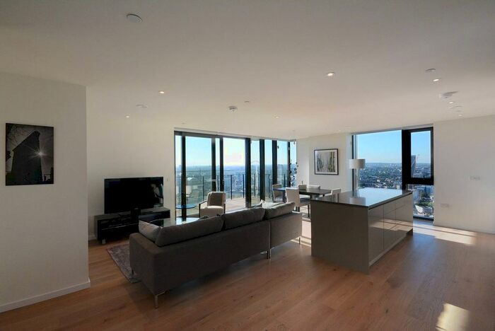 3 Bedroom Flat To Rent In St. Gabriel Walk, Elephant And Castle, SE1