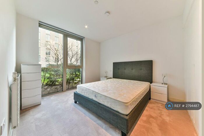 1 Bedroom Flat To Rent In Schooner Road, London, E16