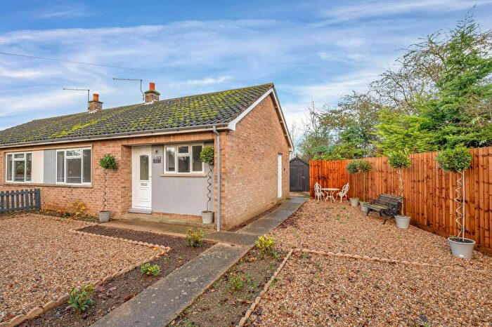 2 Bedroom Bungalow For Sale In High Street, Swinstead, Grantham, NG33