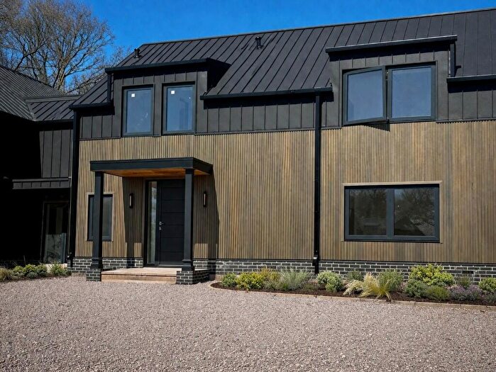 3 Bedroom Semi Detached House To Rent In Church Lane, Broxbourne, Hertfordshire, EN10