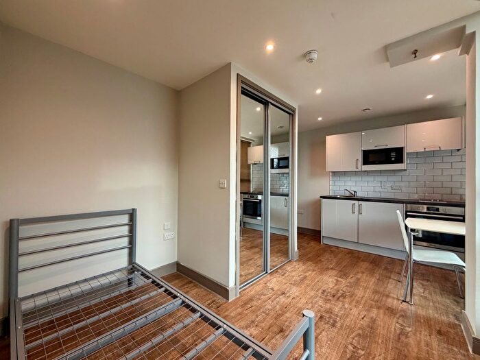 Studio To Rent In Week Street, Maidstone, ME14