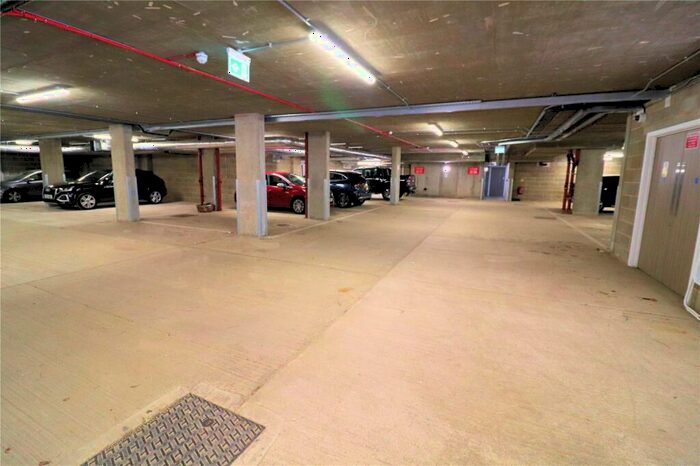 2 Bedroom Flat For Sale In Luna St. James, St. James Road, Brentwood, Essex, CM14