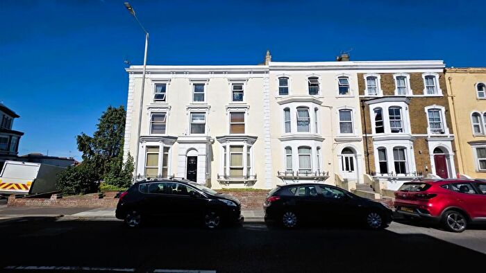 2 Bedroom Flat To Rent In Grange Road, Ramsgate, CT11