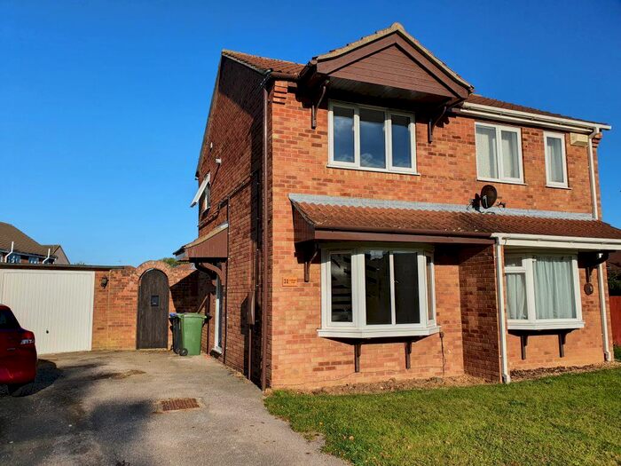 2 Bedroom Property To Rent In Larkspur Croft, Boston, PE21