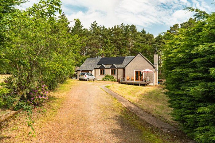 4 Bedroom Detached Bungalow For Sale In Mackenzie Gardens, West Linton, EH46