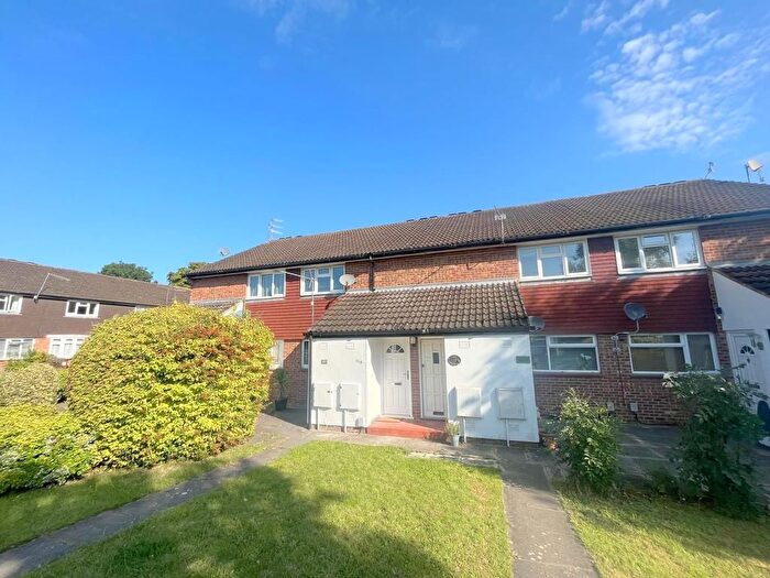 1 Bedroom Maisonette To Rent In Willowmead, Hertford, SG14