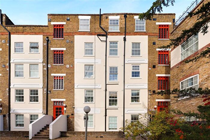 1 Bedroom Flat To Rent In Arcadia Court, Old Castle Street, London, E1